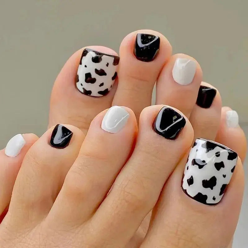 24Pcs Simple French False Toe Nails with Rhinestone Wearable Glitter Toe Fake Nails Shiny Powder Press on Nails Full Nail Tips Natalia Home Fashion 1625 Natalia Home Fashion