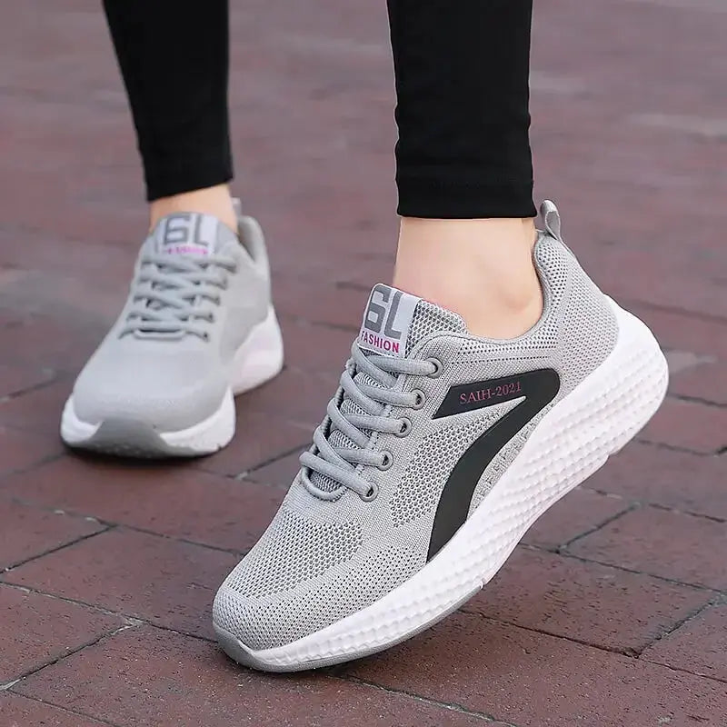 Fashion Reflective Design Athletics Running Shoes Women Breathable Soft Casual Sneakers Ladies Non-slip Comfortable Jogging Shoes Natalia Home Fashion Natalia Home Fashion