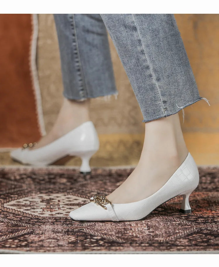 Luxury Women White Low Heels Sandals Designer Kitten High Heels Stone Pattern Vintage Office Ladies Party Shoes