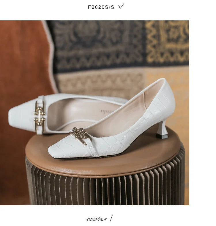 Luxury Women White Low Heels Sandals Designer Kitten High Heels Stone Pattern Vintage Office Ladies Party Shoes
