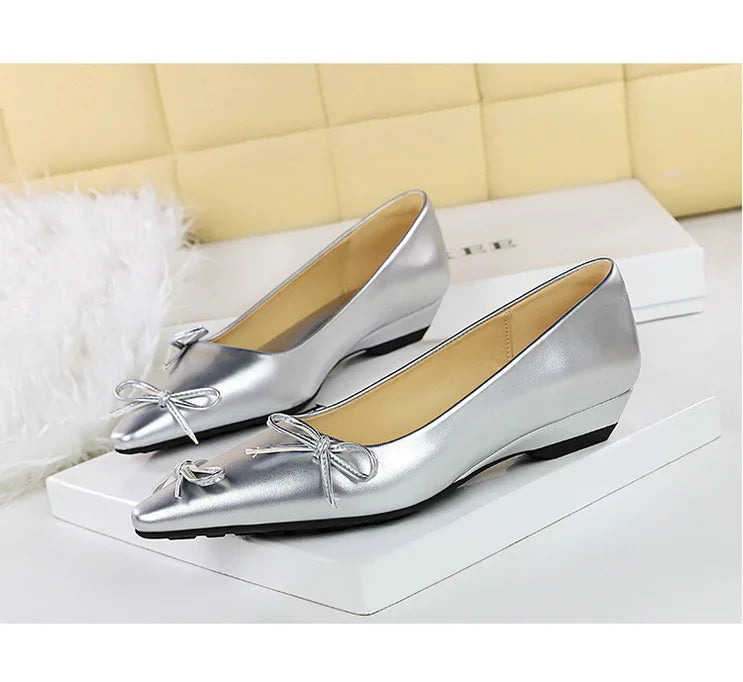 Pointed End Low Heeled Shoes Women Wedges Bowknot Low Heels Pumps Elegant Banquet Shoe Kitten Heels Ladies Shoes