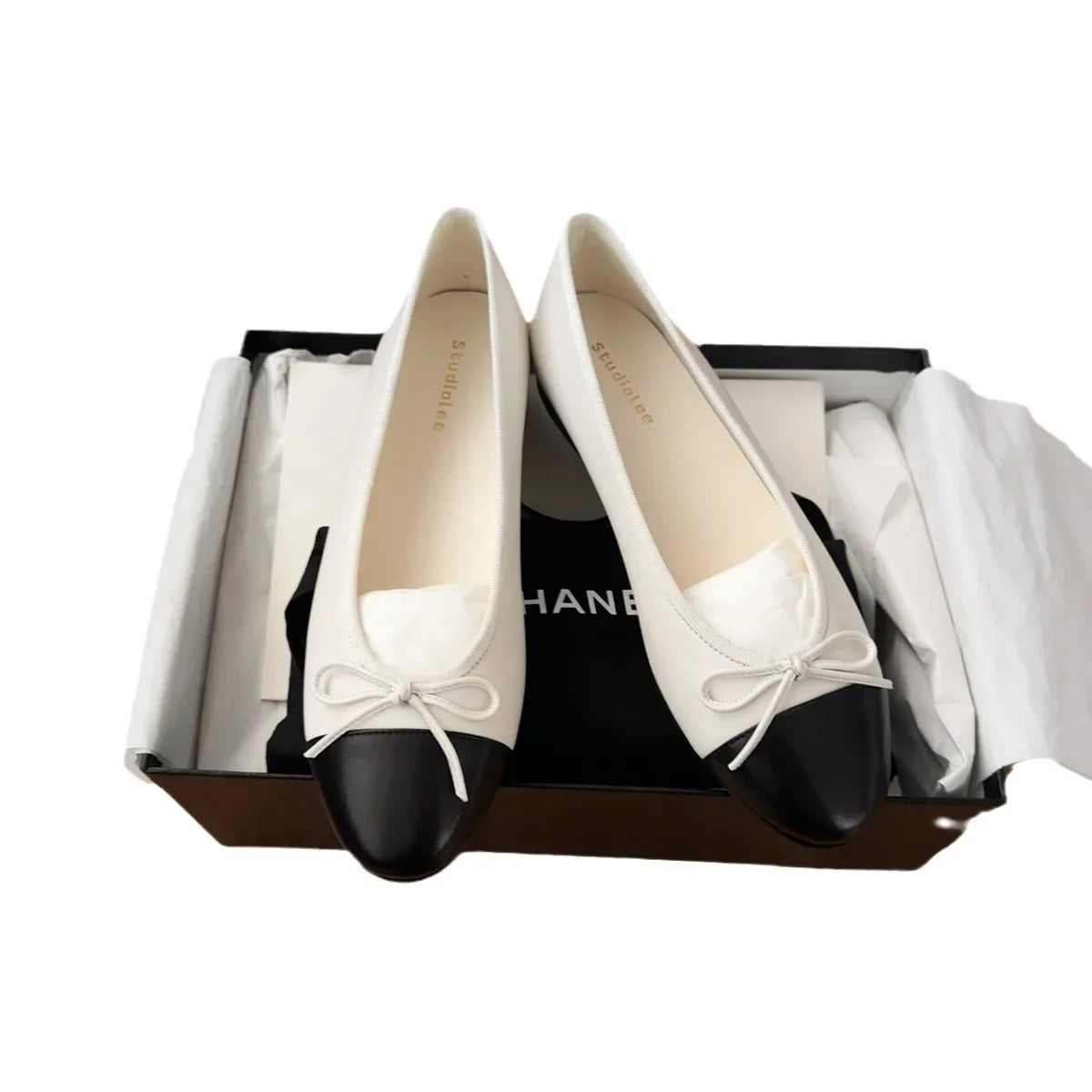 Women Leather Bowknot Flats Single Fashion Lady Round Toe Light Loafers Ballet Pumps
