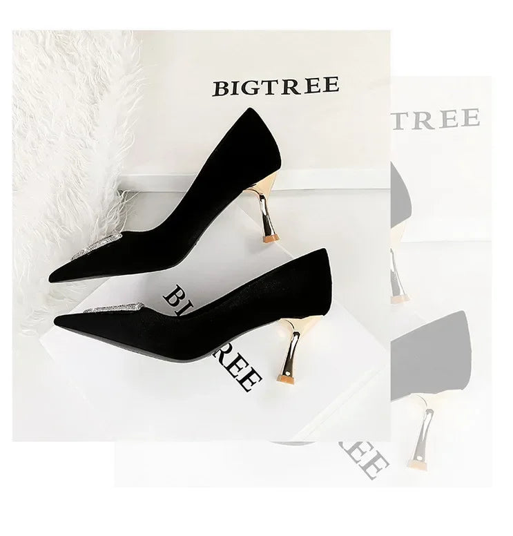 Designer Women Heels Prom Pumps Lady Velvet Pointed Toe 7cm Thin High Heels Pearl Crystal Buckle Shoes
