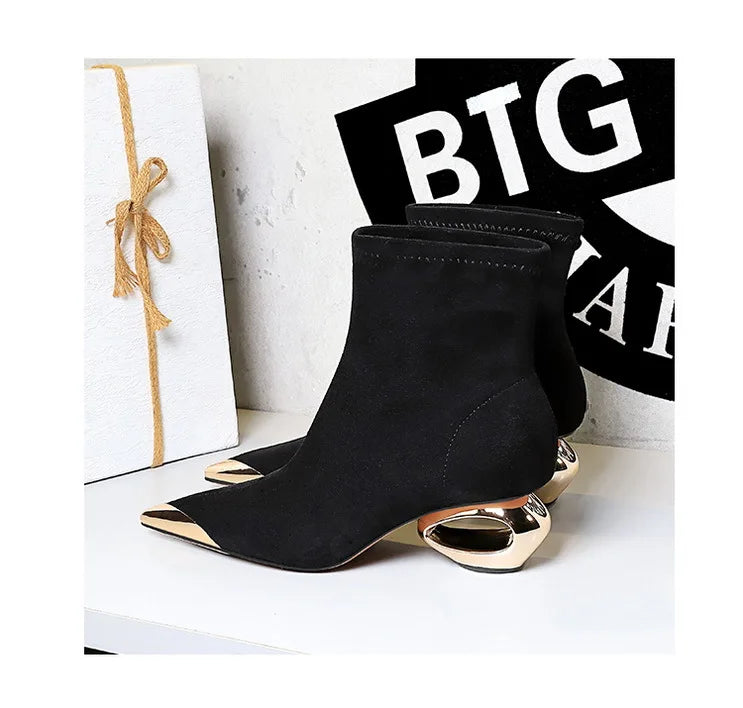Street Style Fur Metal Hollow Heel Modern Faux Suede Short Boots for Women Metal Pointed Toe Low Heel Boots Female