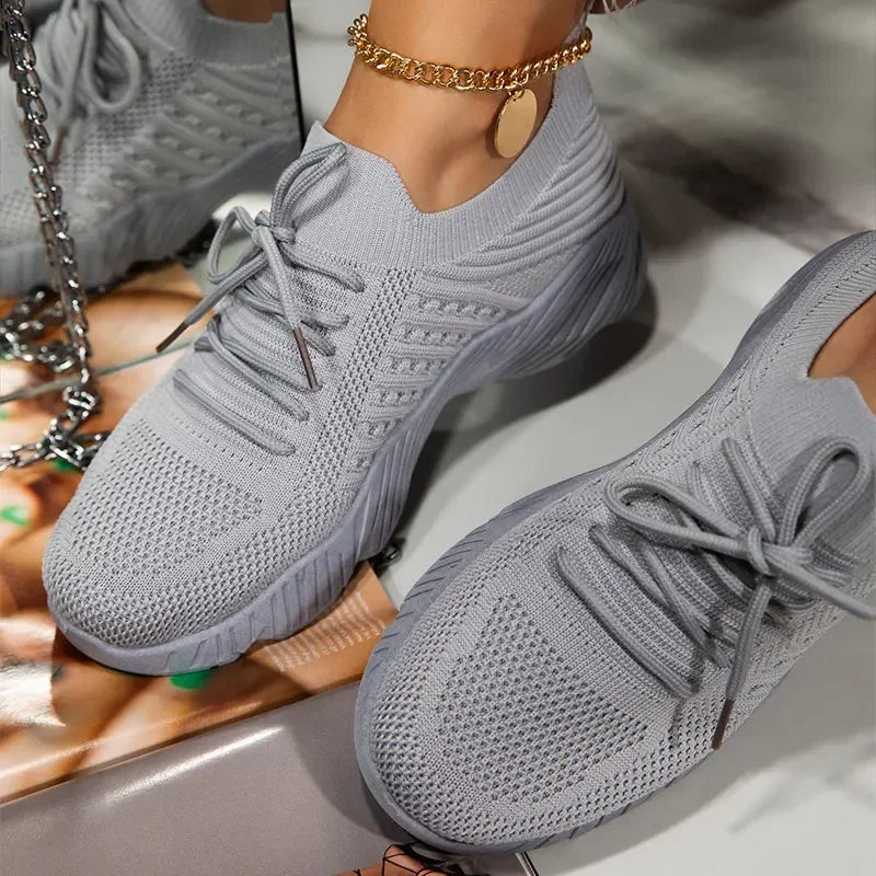 Outdoor Breathable Mesh Shoes Women Lightweight Shock-absorbing Sports Shoes Solid Color Plus Size Women Vulcanized Shoes