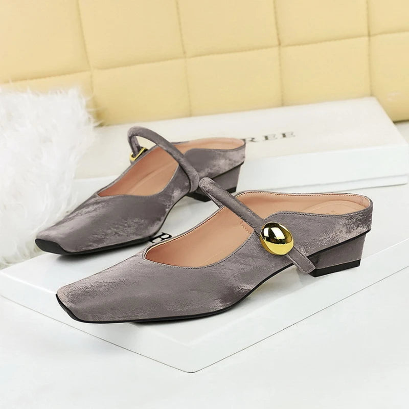 European Style Light-Mouthed Half-Slippers Women Wearing Thick Heels And Square-Toe Mary Jane Shoes One-Strap