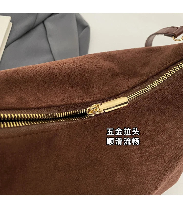 Retro Bag for Women's Textured Frosted Shoulder Bag with Large Capacity Crossbody Commuting Tote Bag