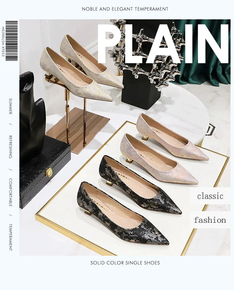 Floral cloth surface 3 cm Kitten heels Women Shoes Sweet Fashion Low Heel Ladies Shoes pointed Toe Women Pumps