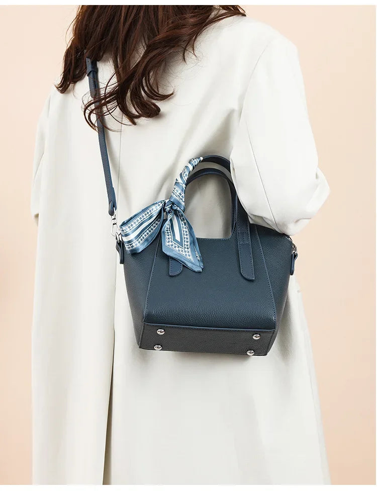 Pure Leather Cowhide Single Shoulder Crossbody Bag Ladies Handbag Fashion Bucket Bag Simple Basket Comes with Scarf