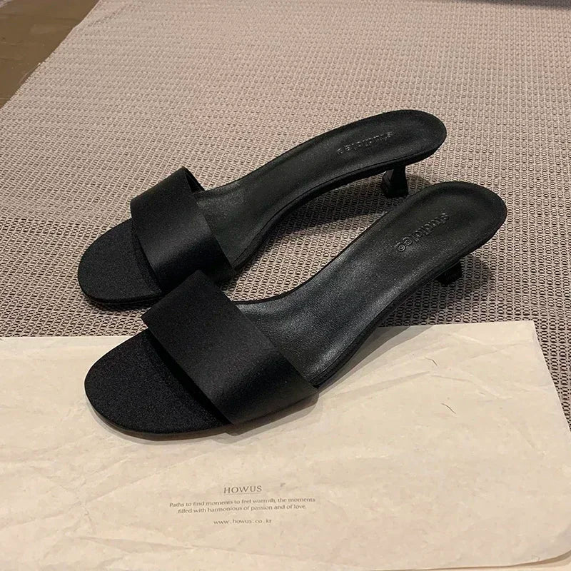 Summer High Quality Women's Shoes Fashion Open Toe Medium Heel Women's Slippers Solid Color Leather Women's High Heels