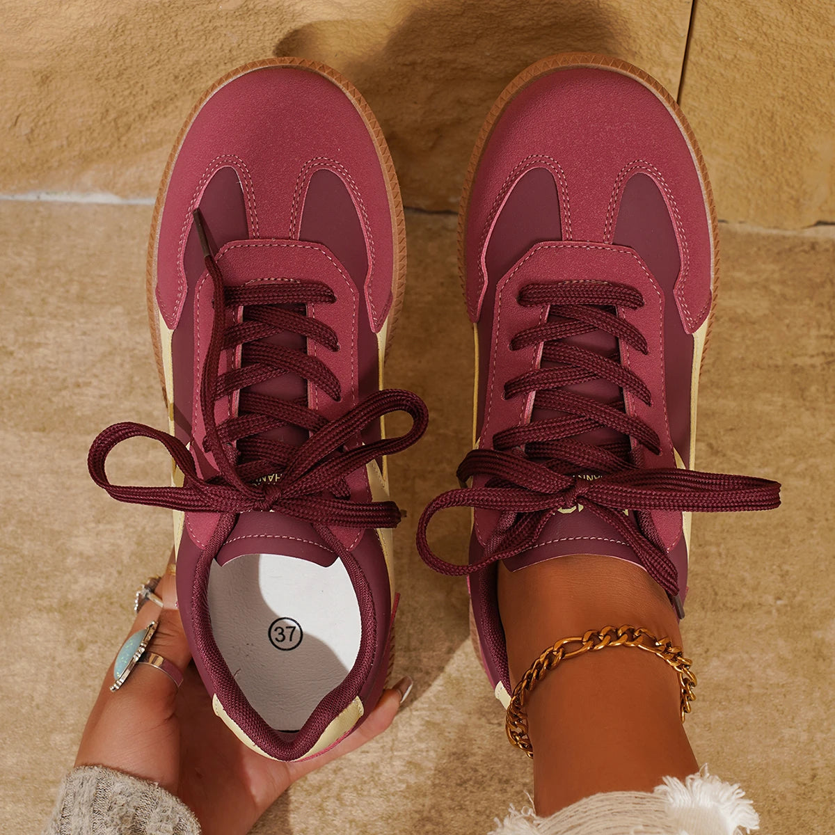 Women's Contrast Color Flat Sneakers Fashion Soft Sole Lace Up Walking Shoes Woman Lightweight Comfort Low Top Sneakers