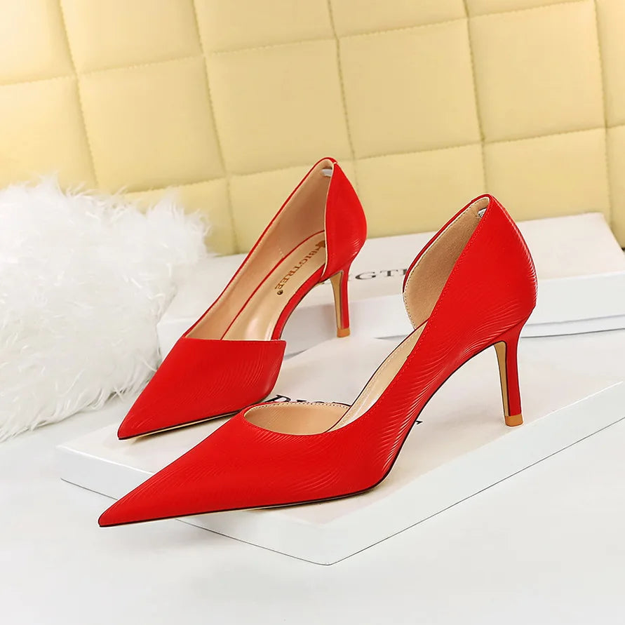 Women Medium Heels 7.5cm High Heels Lady Wedding Stiletto Low Heels Female Fetish Fashion Leather Office Party Event Shoes