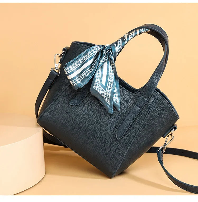 Pure Leather Cowhide Single Shoulder Crossbody Bag Ladies Handbag Fashion Bucket Bag Simple Basket Comes with Scarf