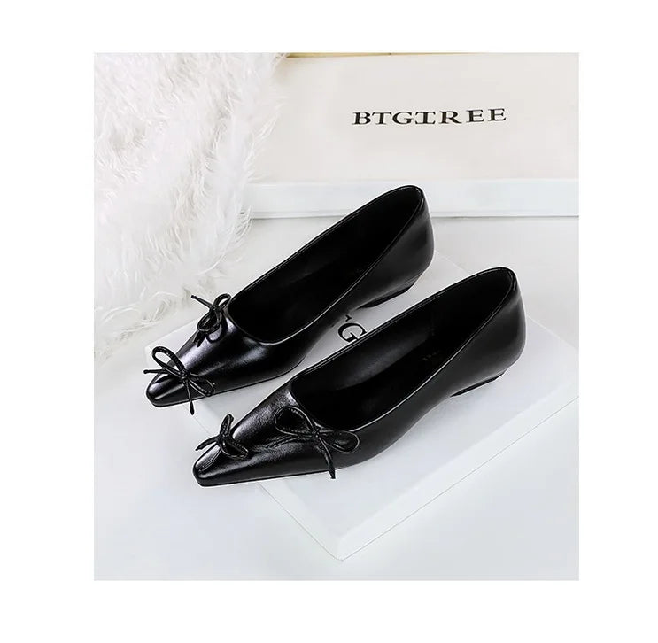 Pointed End Low Heeled Shoes Women Wedges Bowknot Low Heels Pumps Elegant Banquet Shoe Kitten Heels Ladies Shoes