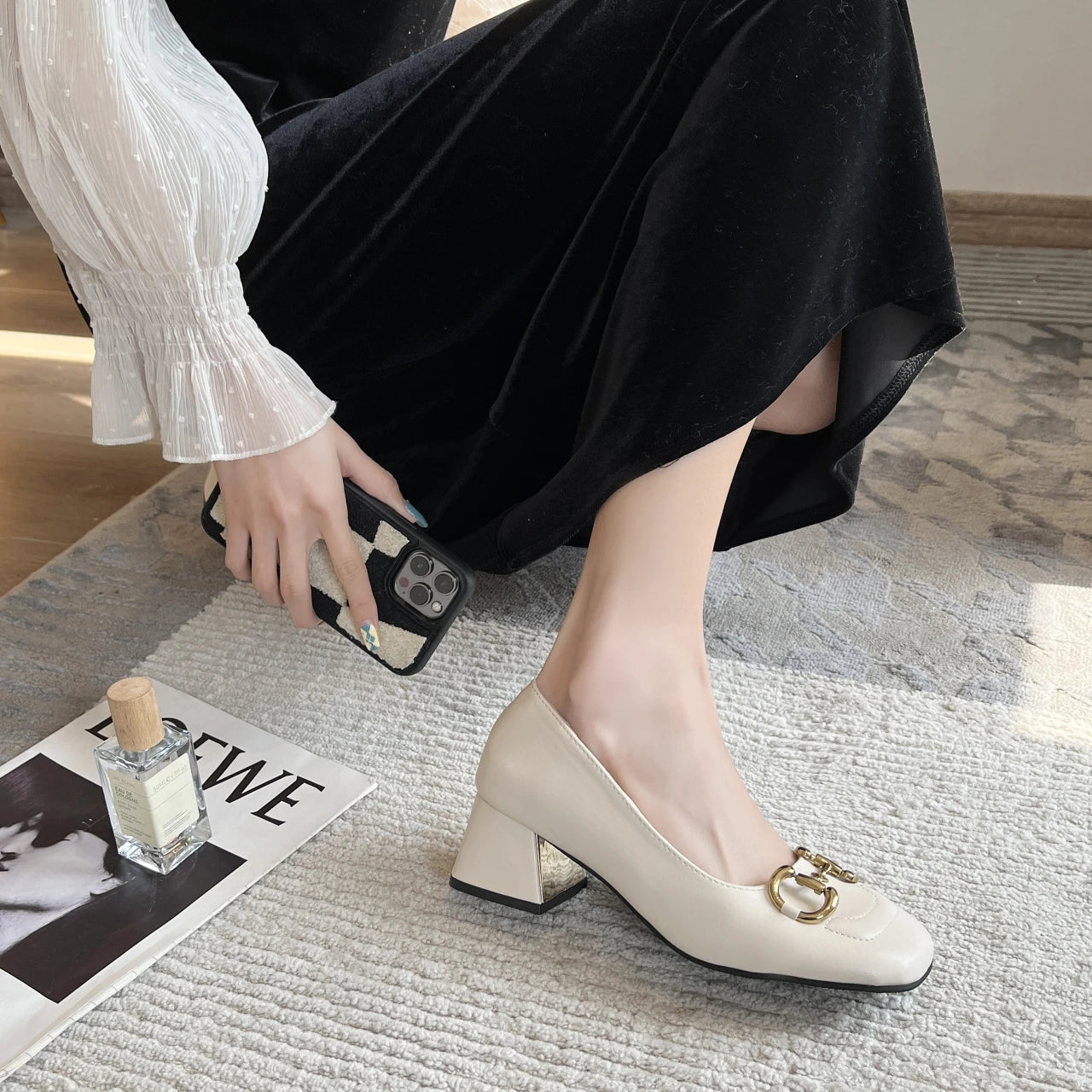 Ladies Dress Shoes Fashion Women Shoes Sandals Closed Toe Studded Shoe Women Sexy Patent Leather Platform Heels