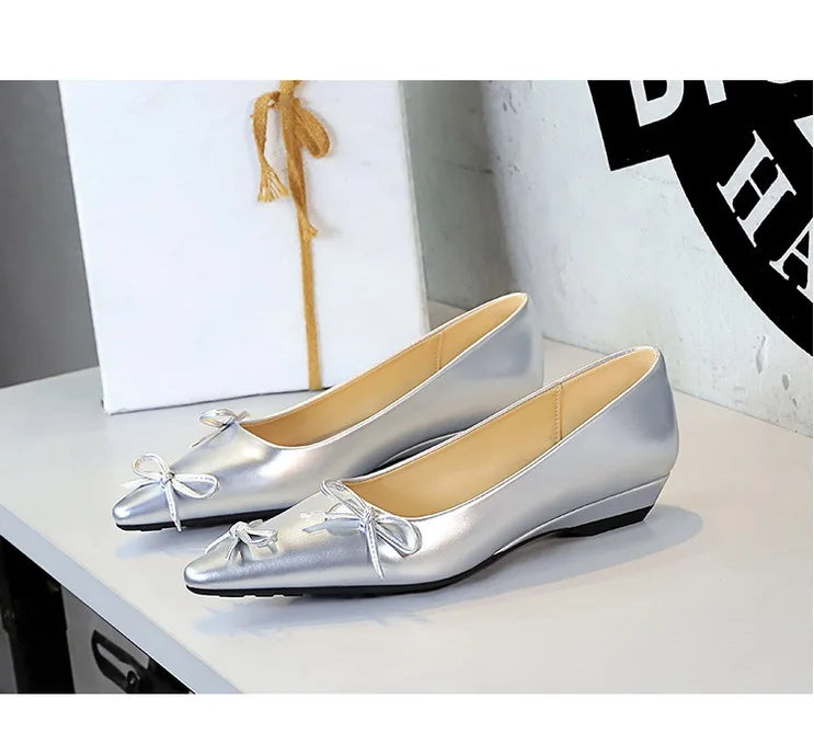 Pointed End Low Heeled Shoes Women Wedges Bowknot Low Heels Pumps Elegant Banquet Shoe Kitten Heels Ladies Shoes