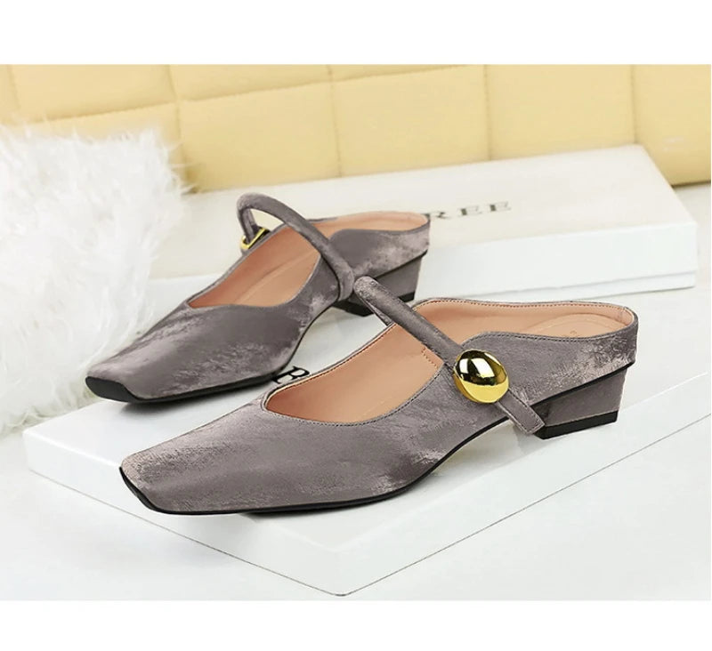 European Style Light-Mouthed Half-Slippers Women Wearing Thick Heels And Square-Toe Mary Jane Shoes One-Strap