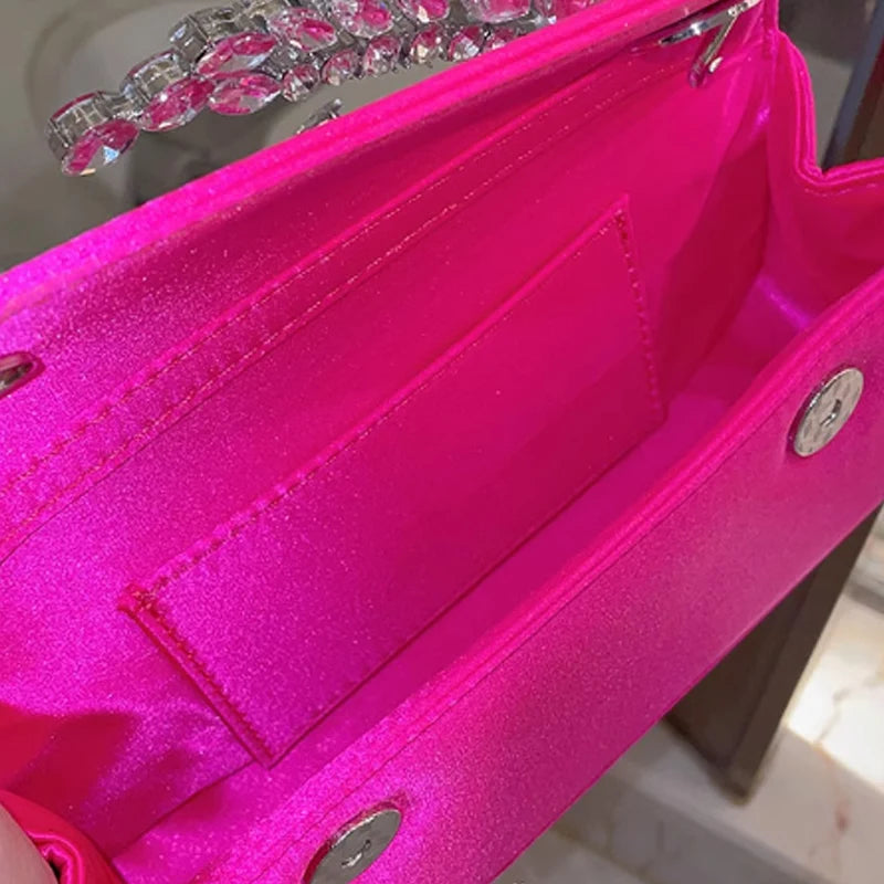 Luxury Diamond studded Banquet Bag Versatile Silk Satin Small Square Bag Luxury Sparkling Diamond Clutch Bag Crossbody Bag