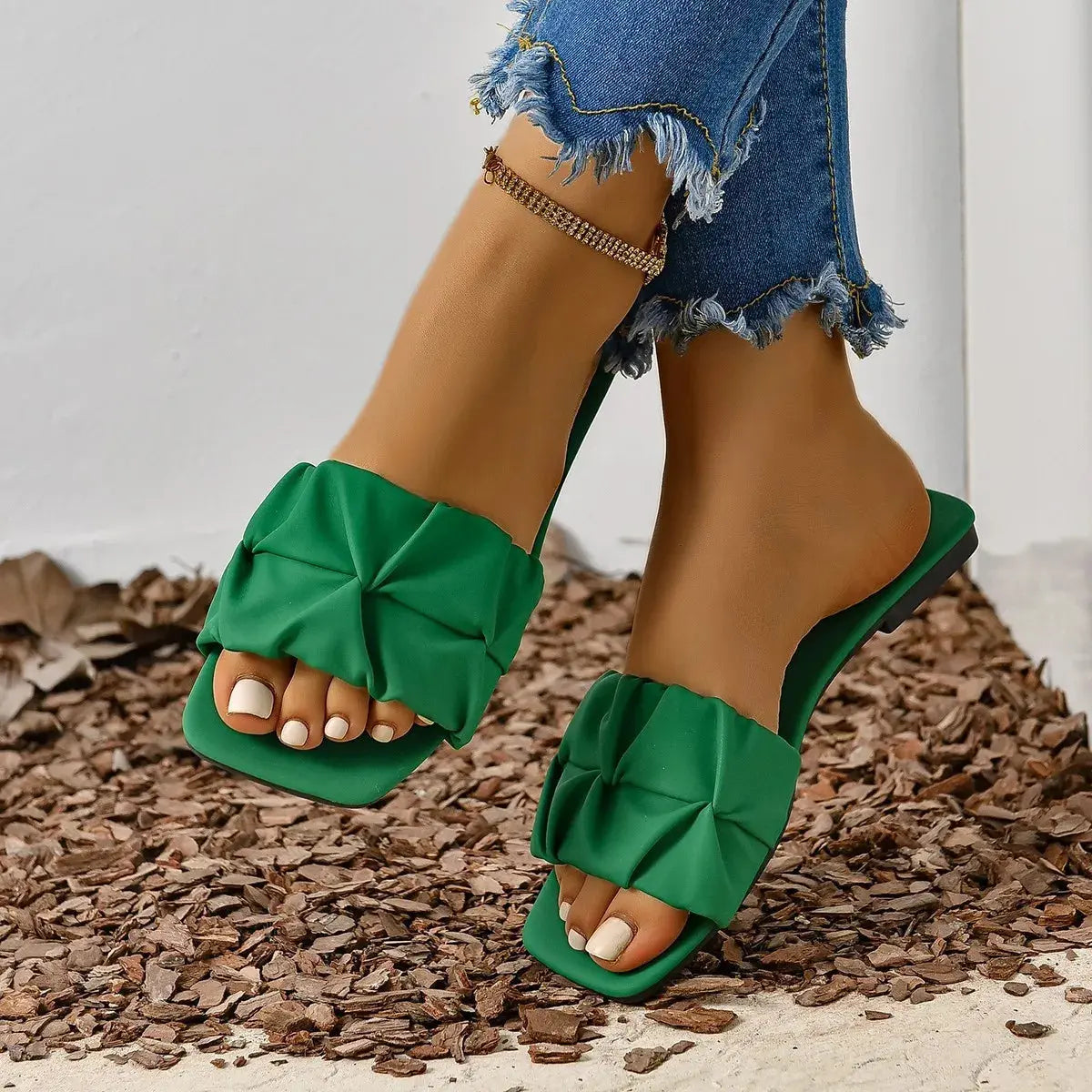 Slippers for Women Flip Flops Flats New Pleated Korean Style Slippers Women Sandals Slip on Shoes Natalia Home Fashion green-43 Natalia Home Fashion