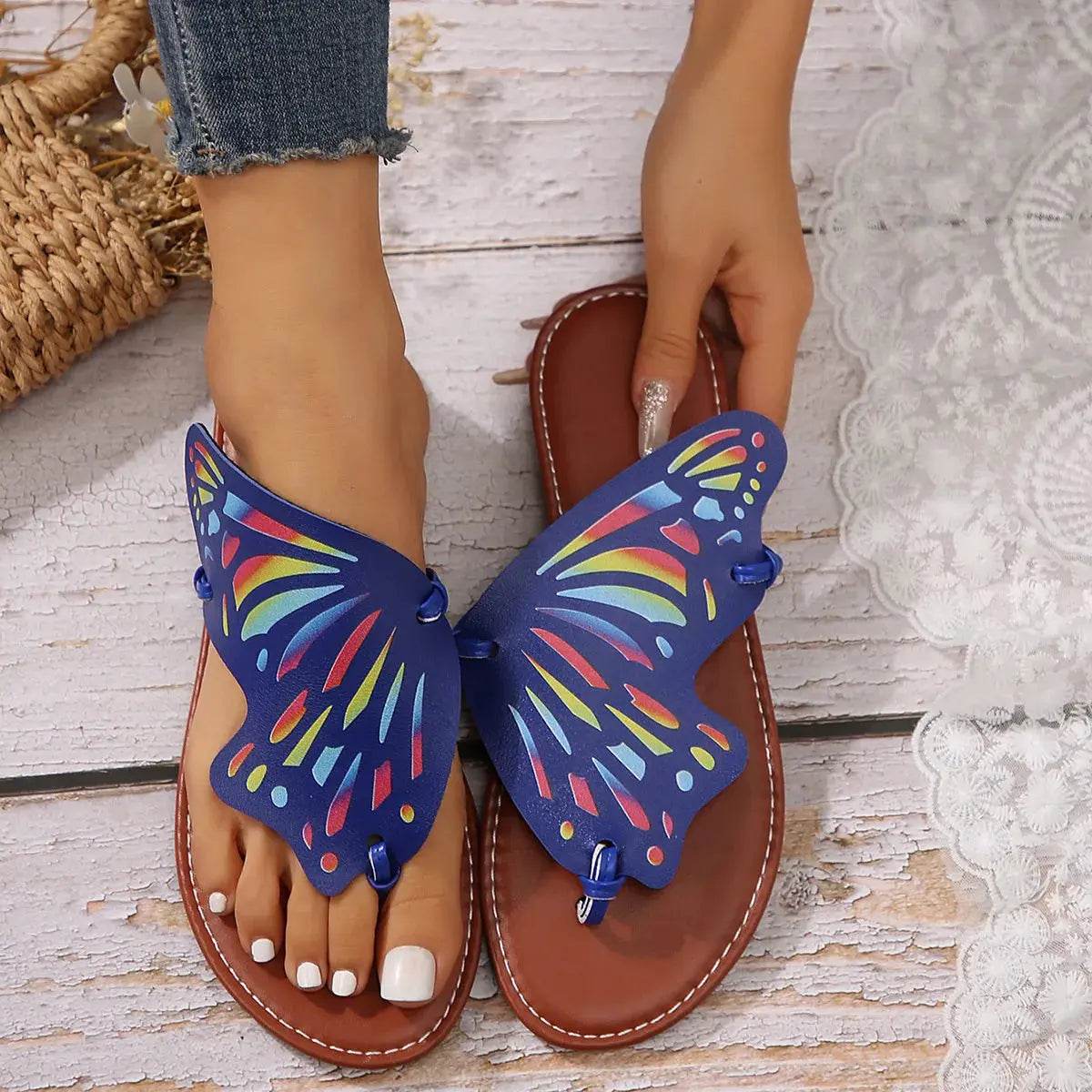 Women Butterfly Graffiti Slippers Fashion Lightweight Anti Slip Flat Bottom Flip Flops Outdoor Beach Casual Shoes Natalia Home Fashion Blue-43 Natalia Home Fashion
