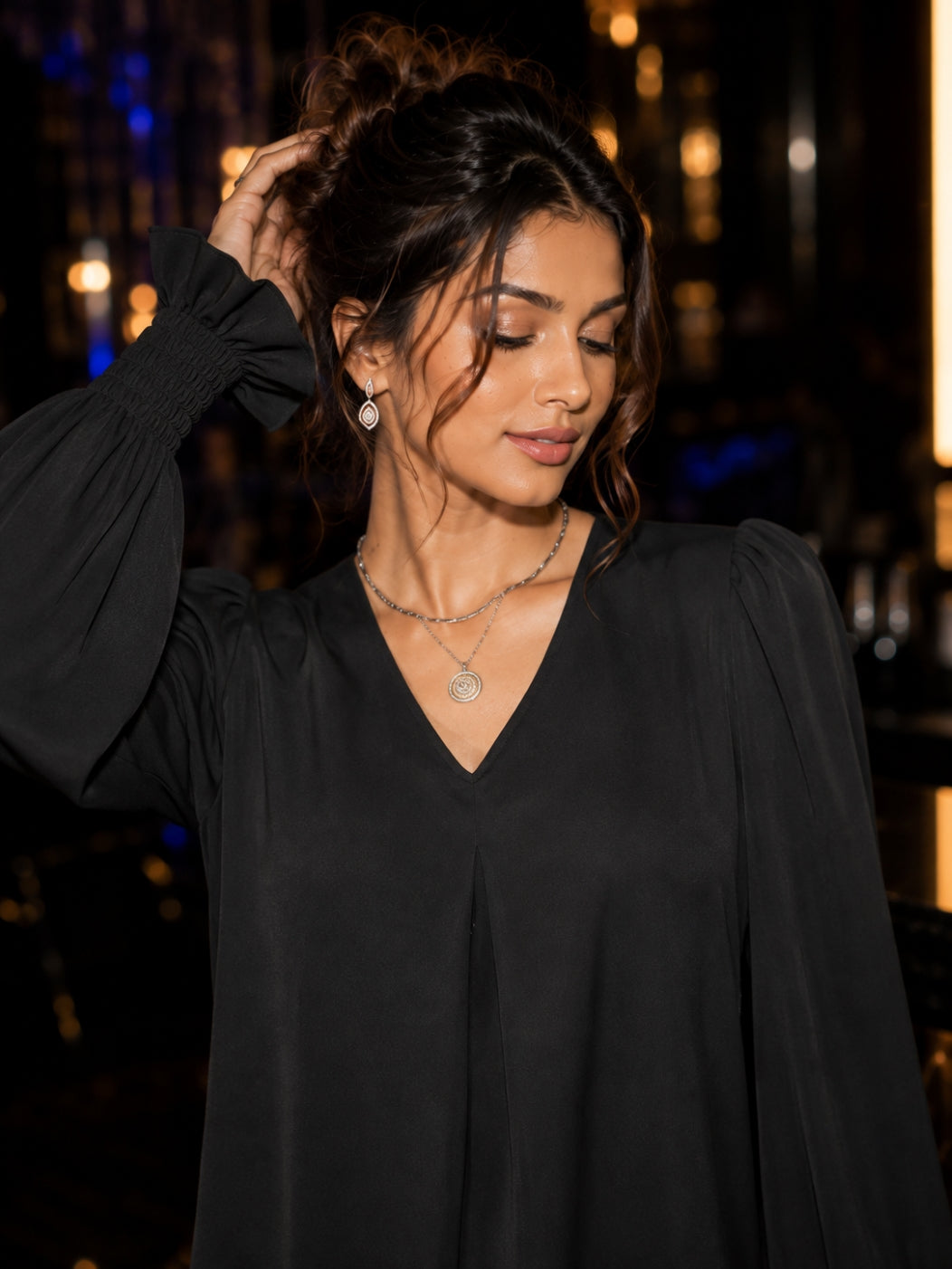 Fashion Simple Solid Color Pullover Shirt Women Loose V-neck Flared Sleeve Shirts Top Female Elegant Commuting Clothing