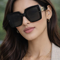 Large Frame Square Sunglasses Women's Brand Designer Fashion Sun Glasses Women Outdoor Travel Eyewear