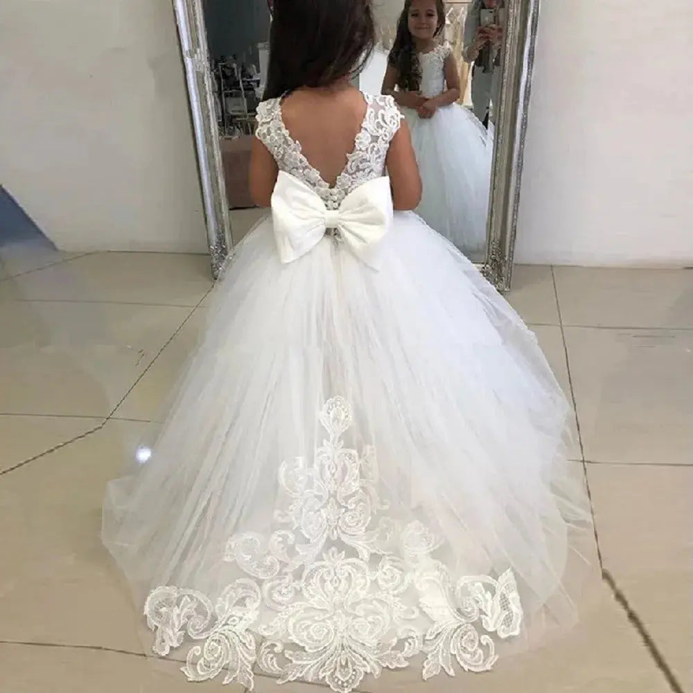 Cute Flower Girl Dresses for Wedding Big Bow Appliques Long Little Pageant Gowns Girls First Communion Gowns for Weddings Natalia Home Fashion    Natalia Home Fashion
