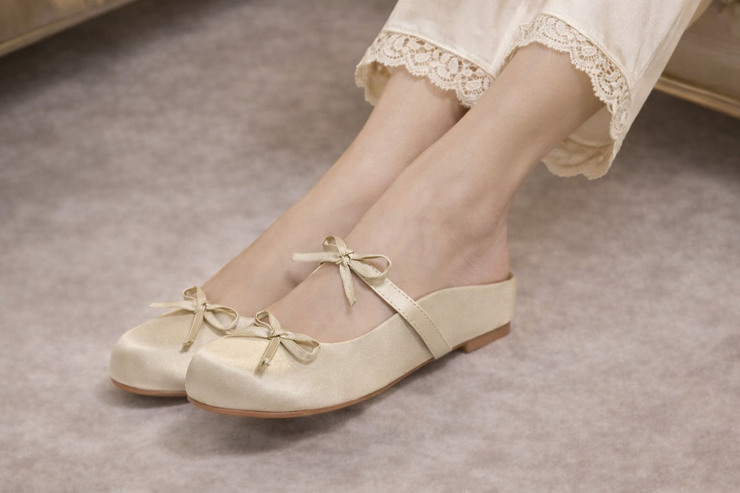 Ladies Slippers Bowknot Silks Satins Women Shoes Round Head Women Sandals Summer Shoes Women Slippers