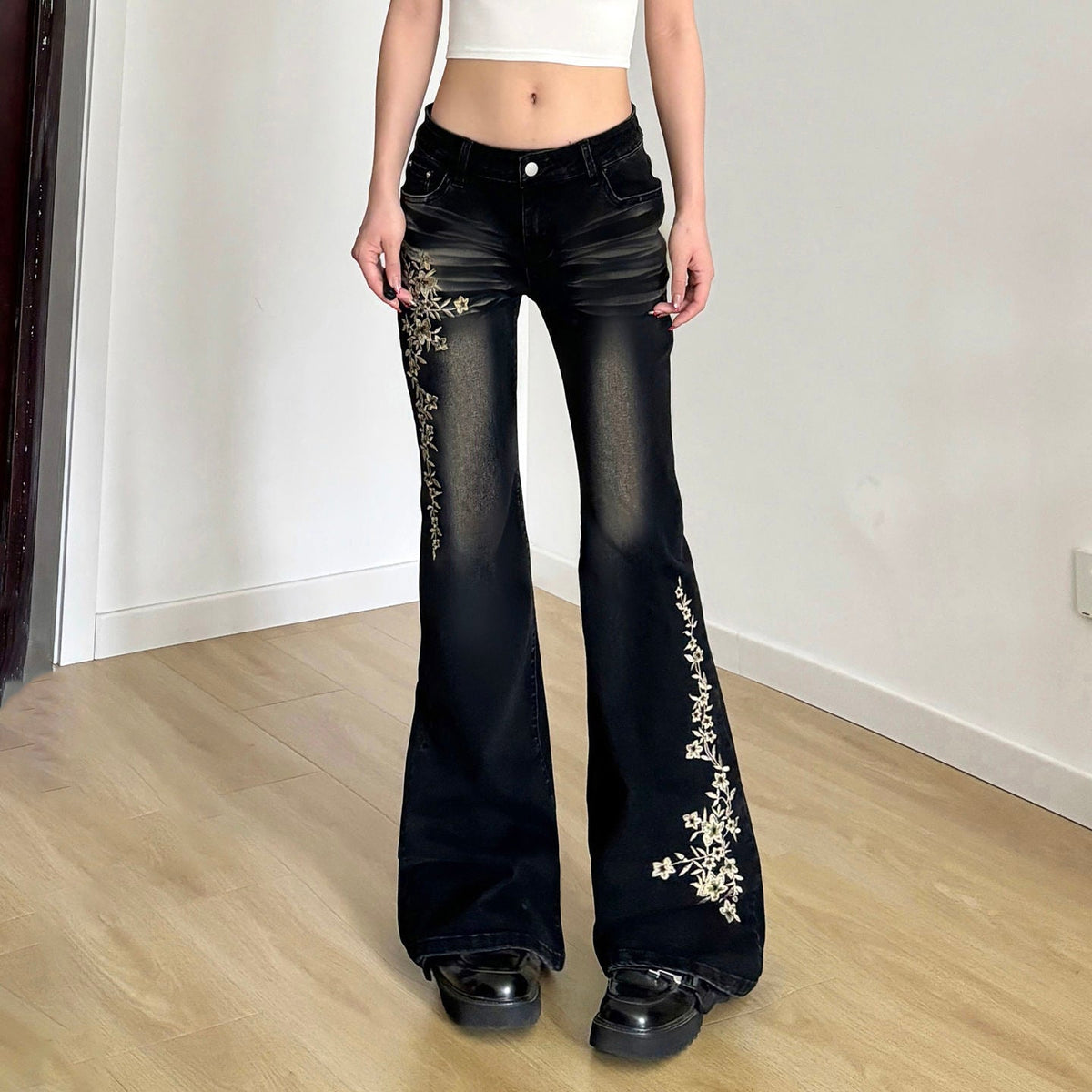 Embroidered Washed Old Jeans Women's Autumn Butterfly Slim-fitting and Thin Casual Micro-pull Pants Natalia Home Fashion    Natalia Home Fashion