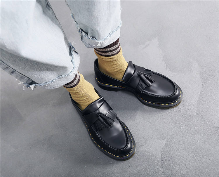 British Style Loafers Casual Round Toe Tassel Women's Leather Low Top Shoes Fashionable Slip-On Shoes