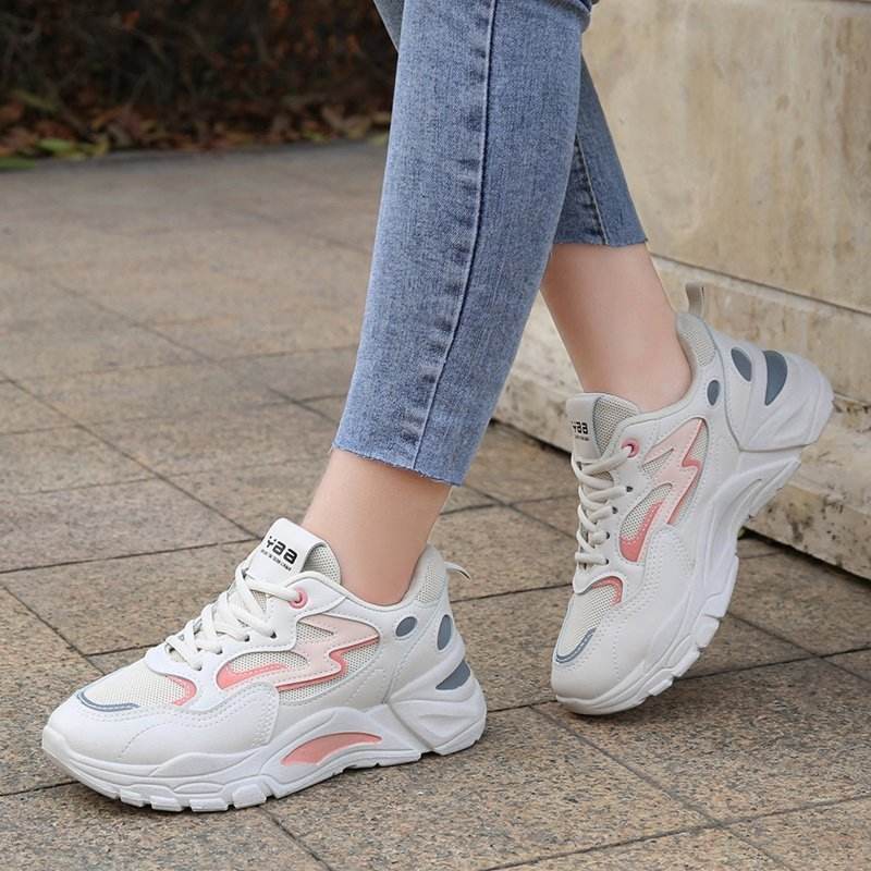 Women's Casual Breathable Leather Sneakers Versatile Flat Heel Shock Absorption Comfortable and Fashionable Shoes