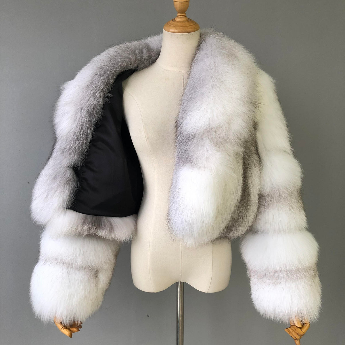 100% Natural Real Fox Fur Coat Jacket Thick Warm Cropped Winter Fluffy Women Luxury Fur Coats Natalia Home Fashion    Natalia Home Fashion
