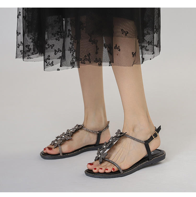 Single-strap rhinestone bow flat sandals, new summer fashion, simple and stylish, suitable for outdoor wear, Roman beach shoes