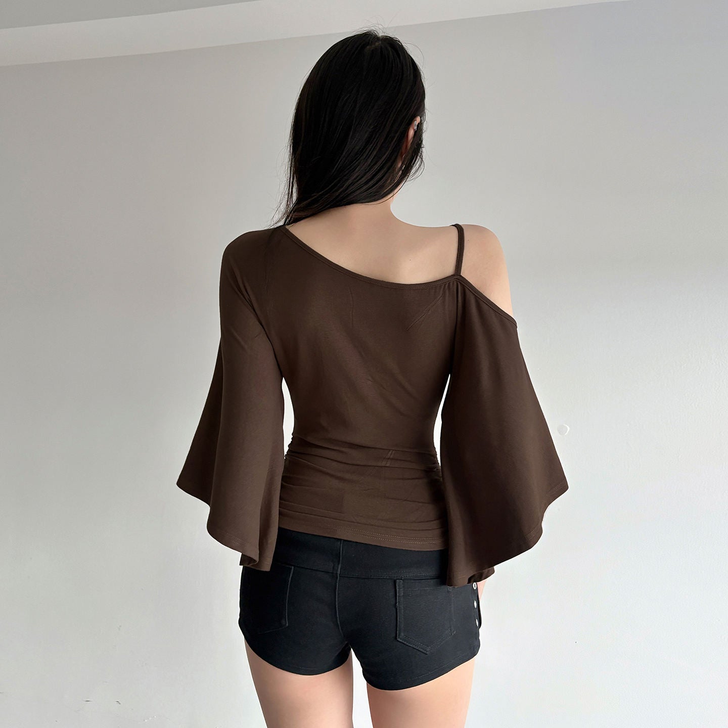 Retro Spice Girl T-shirt Collar Pleated Off Shoulder Beaded Slanted Short Sleeved Summer Casual Slimming Fit Top for Women