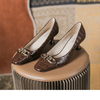 Luxury Women White Low Heels Sandals Designer Kitten High Heels Stone Pattern Vintage Office Ladies Party Shoes