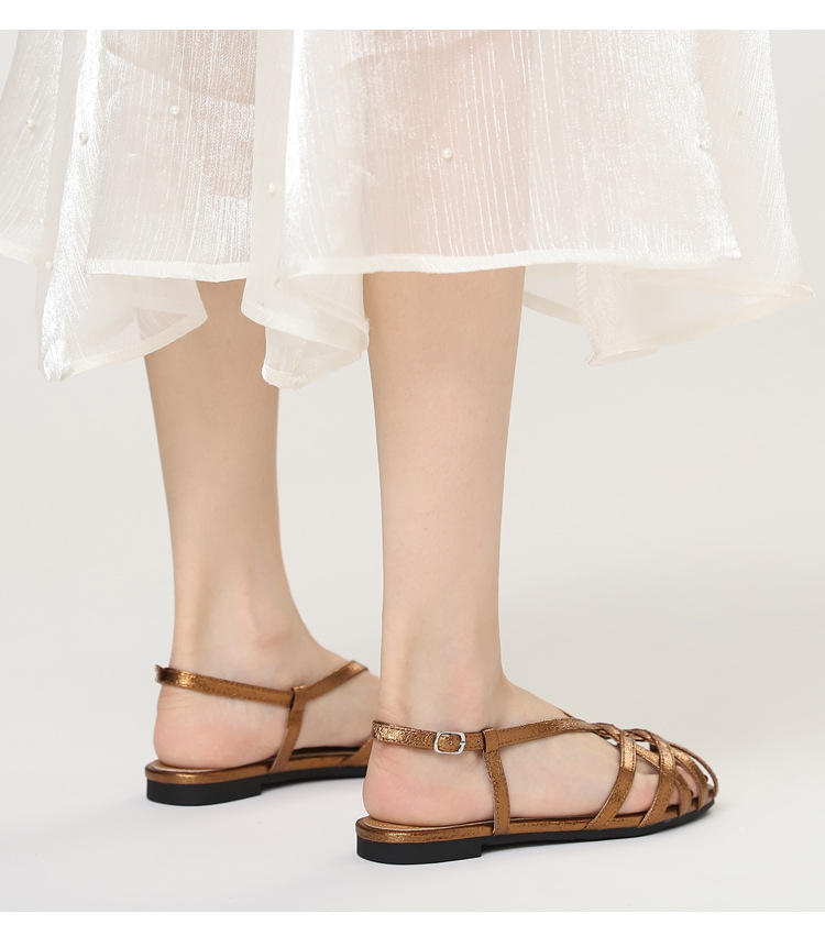 Retro woven Roman sandals, summer open-toe low-heeled women's shoes, one-strap buckle, versatile and fashionable commuter shoes
