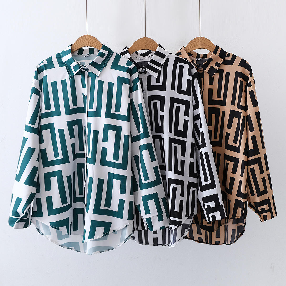 Elegant geometric printed long sleeved shirts For Women Fashion Suit Collar Button Front Blouse