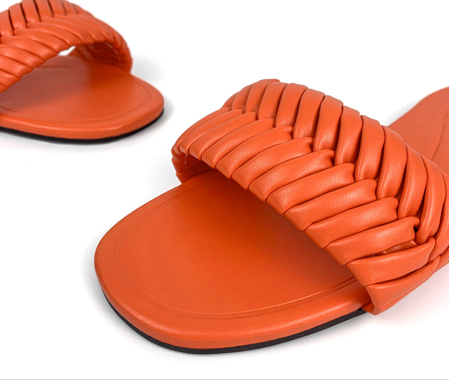 Leather folded style indoor and  outdoor wild beach non-slip women flat slippers casual home durable Mules