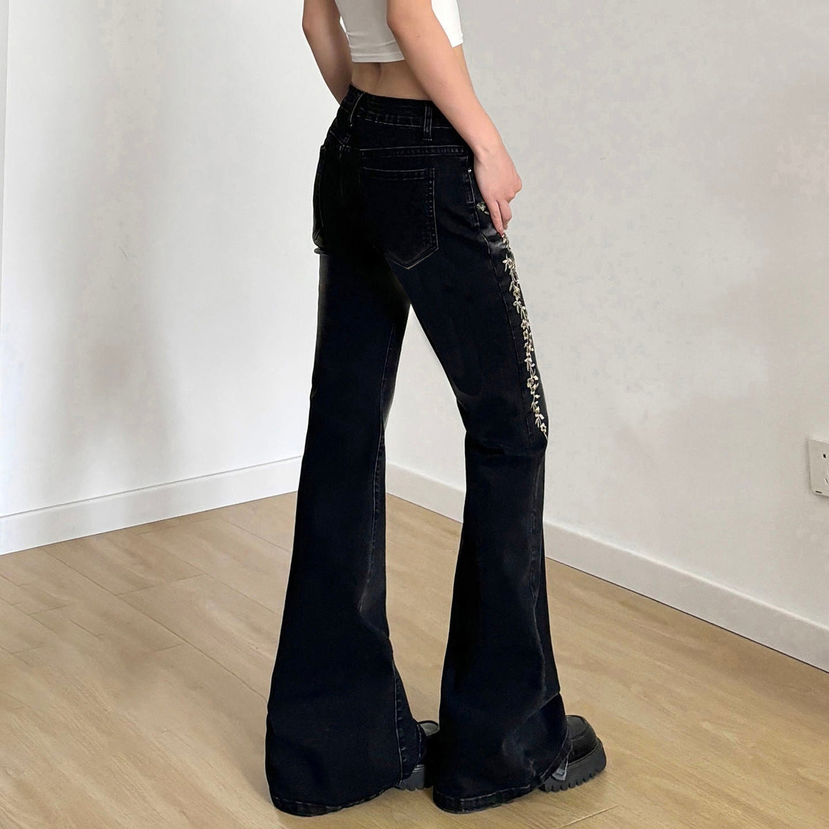 Embroidered Washed Old Jeans Women's Autumn Butterfly Slim-fitting and Thin Casual Micro-pull Pants Natalia Home Fashion    Natalia Home Fashion