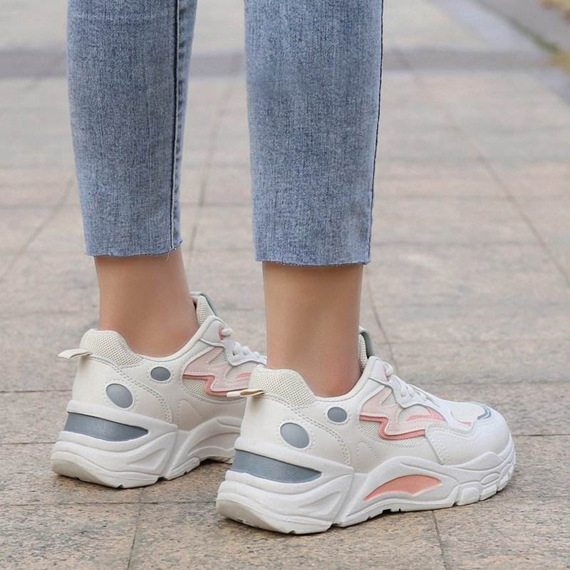 Women's Casual Breathable Leather Sneakers Versatile Flat Heel Shock Absorption Comfortable and Fashionable Shoes