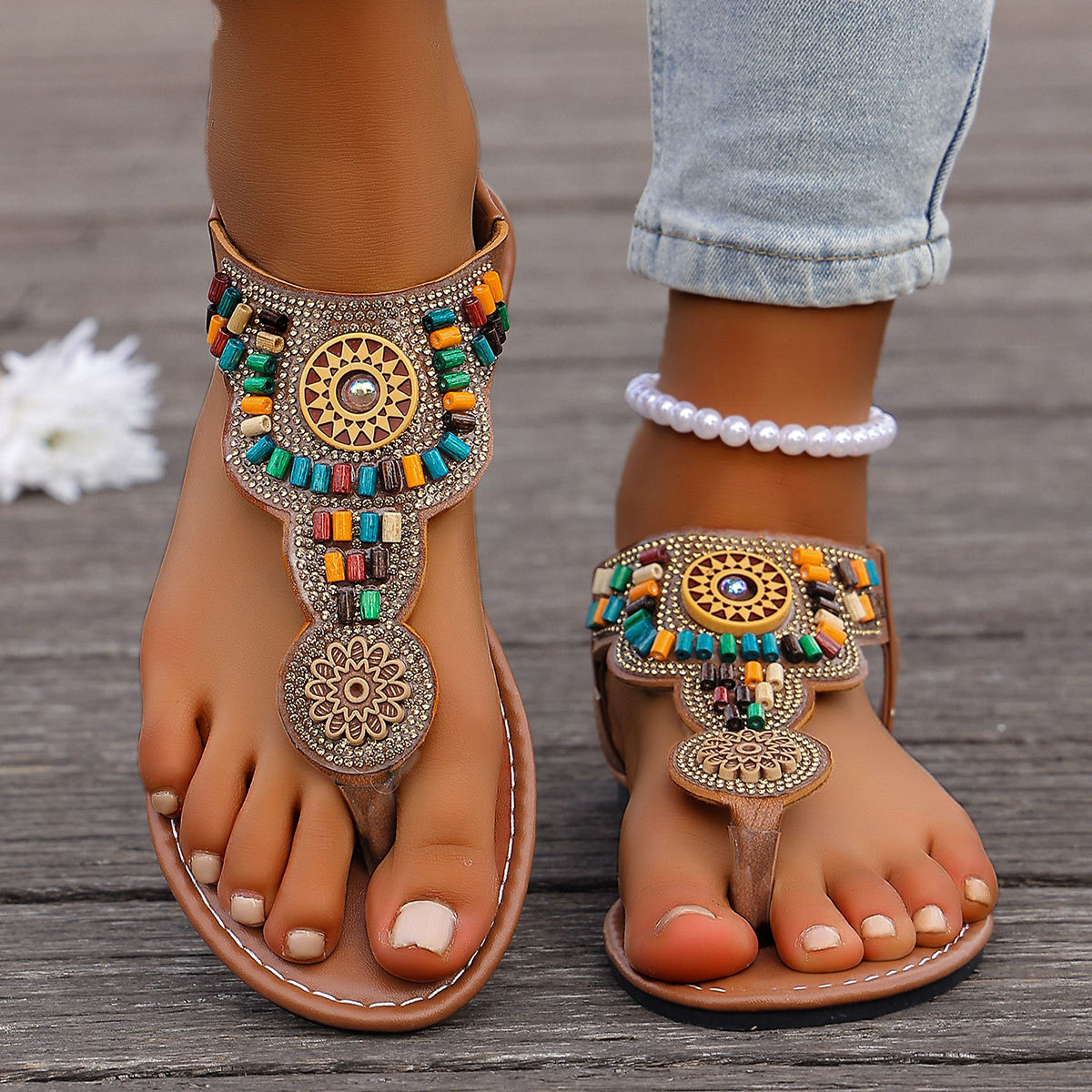 Bohemian Style Women Flat Sandals Clip Toe Gladiator Sandals Woman Retro Summer Casual Beach Shoes Women Anti Slip Flip Flops
