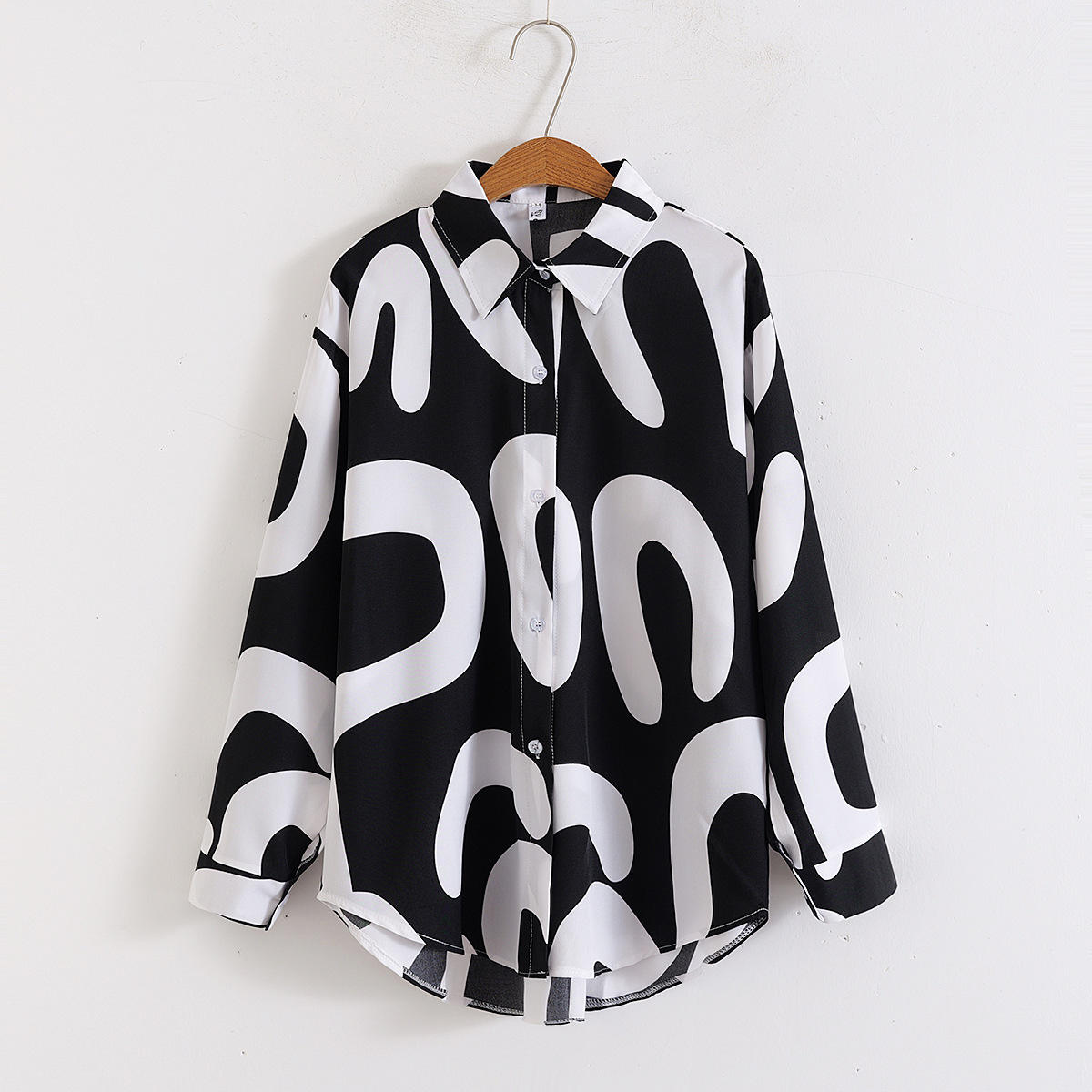 Elegant Casual Abstract Print Shirt for Women Turn-down Collar long Sleeve Loose Slimming Versatile Blouse