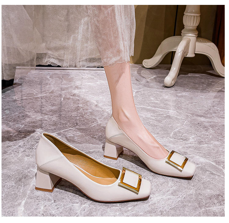 Square Shallow Mouth Button Lacquer Leather Women's Single Shoes