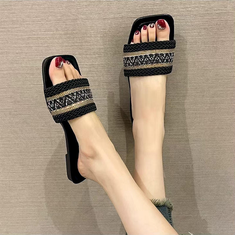 Fashion Women's Slippers Versatile Straw Woven Retro Flat Sandals Ethnic Casual Classic Flip Flops