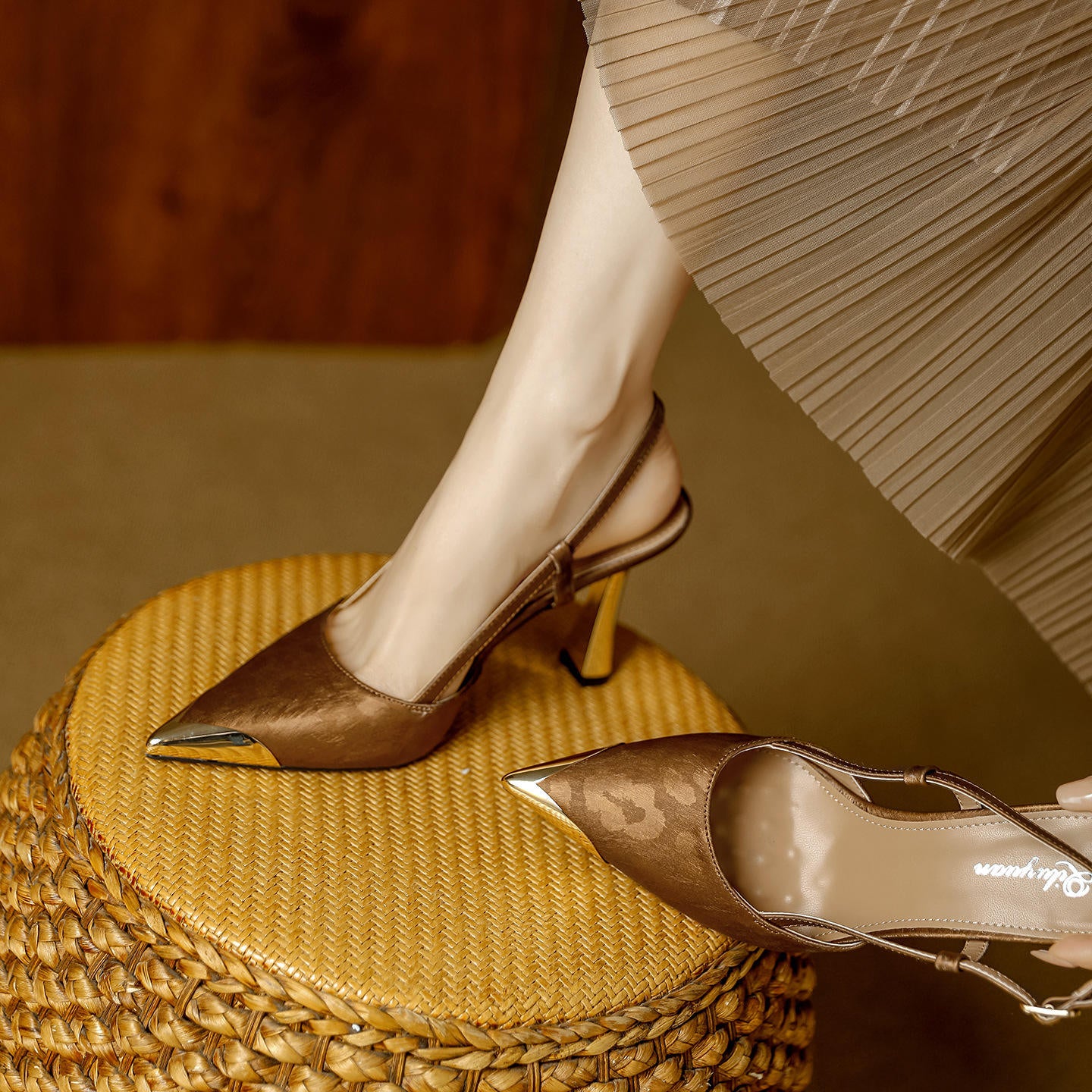 Women's Pumps Sexy Stiletto Sandals Fashion Metallic Pointed Toe Rear Hollow Out High Heels Single Shoes Lady Sandals