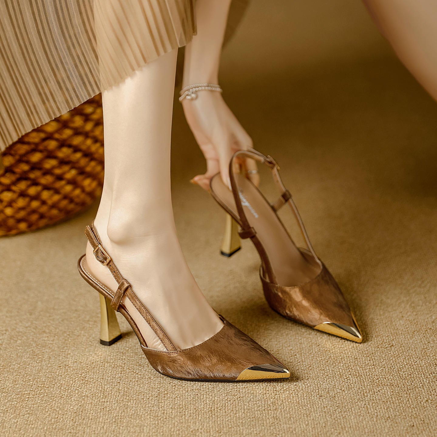 Women's Pumps Sexy Stiletto Sandals Fashion Metallic Pointed Toe Rear Hollow Out High Heels Single Shoes Lady Sandals