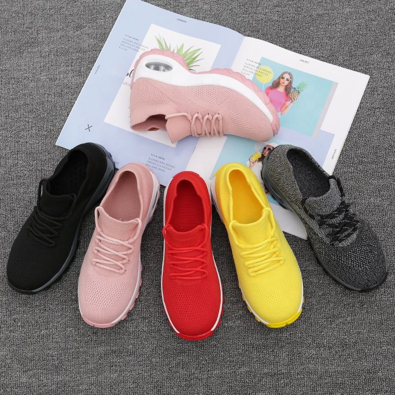 Lightweight Elastic Casual Women's Shoes Increased Height Slip-On Shake Shoes Breathable Comfortable