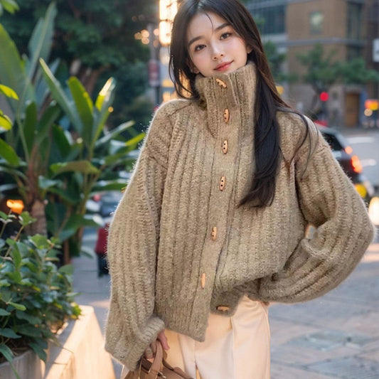 Vintage Soft And Supple Design Sensibility Horn Button polo/turtle Neck Women's Winter Idle Style Loose-Fit Thickened Knitted Ca