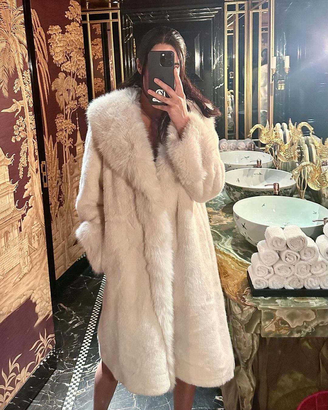 Ladies Faux Leather Long Coats Femme Pockets Soft Mink Fur Women Trendy Street Style Loose Short Outwear Winter - Natalia Home Fashion