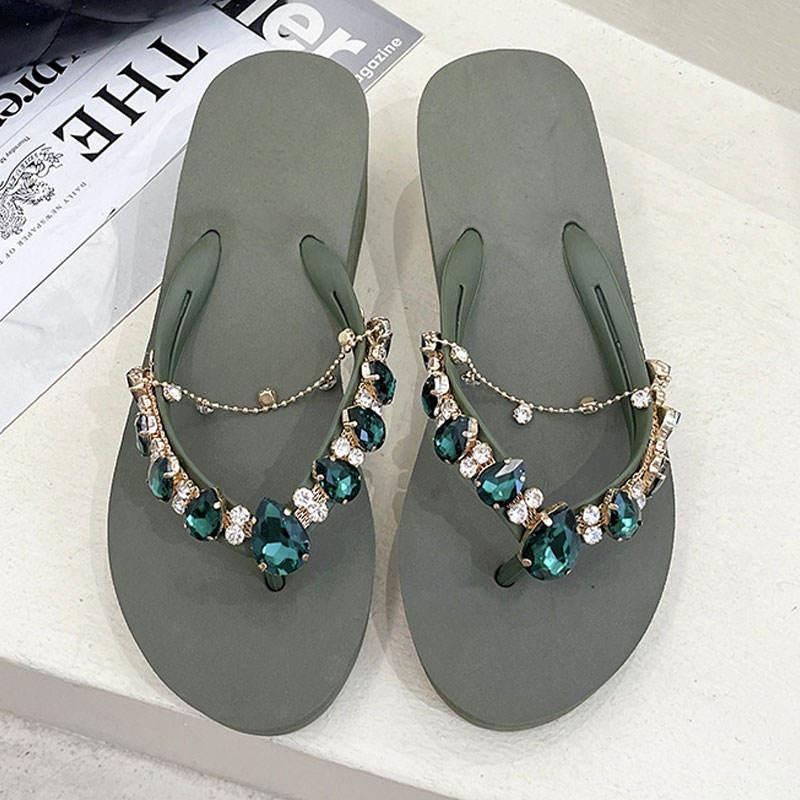 Women Slippers Fashion Summer New Water Diamond Flip Flops Women Outwear Thick Sole Slope Heels Beach Vacation Slippers